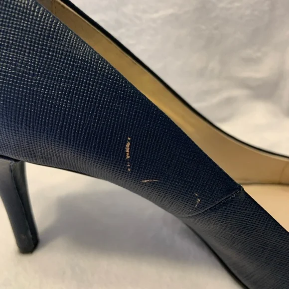 Michael Kors Dark Blue Classic Heels - Picture 6 of 7